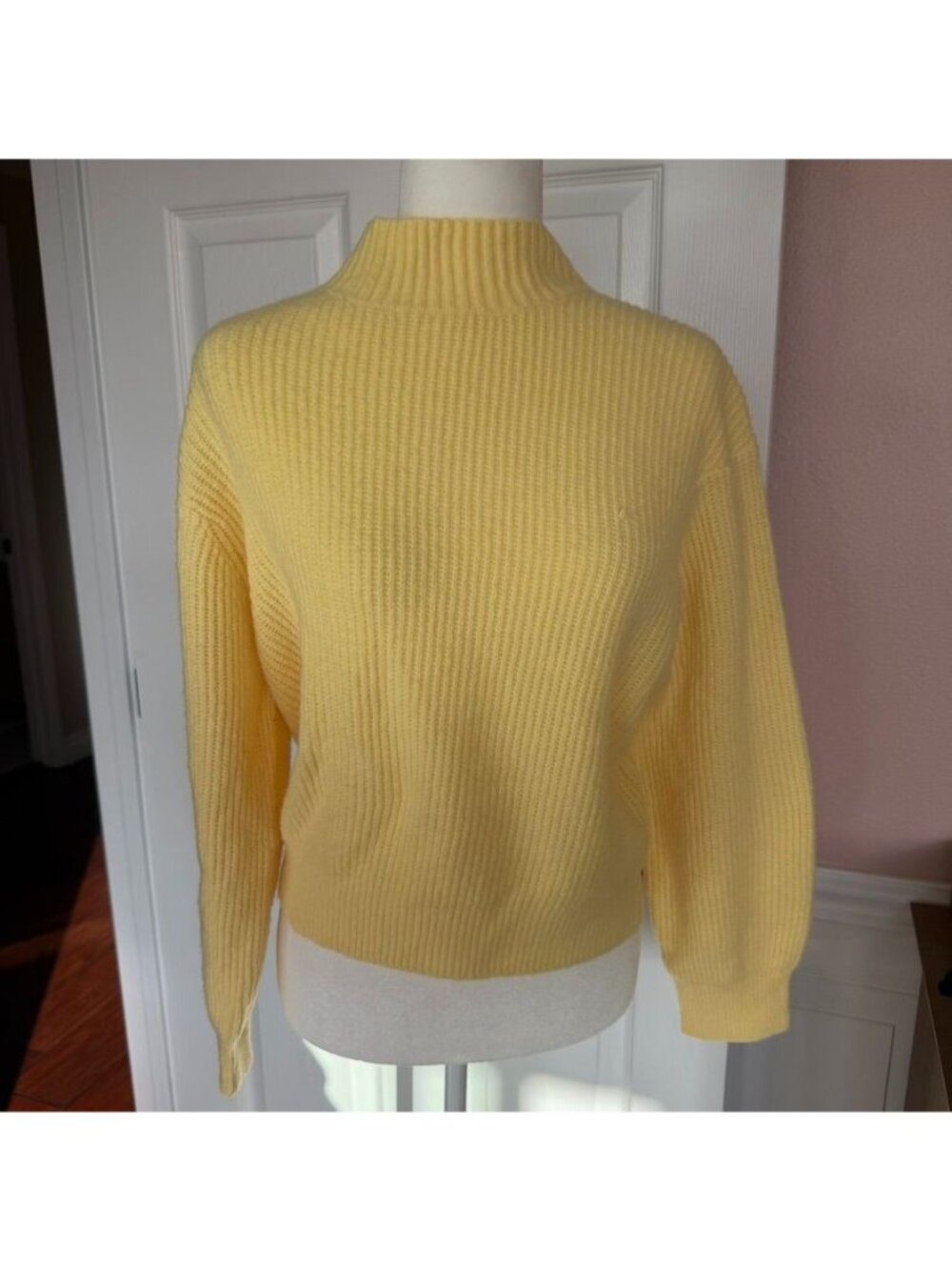 Butter Yellow Soft Fuzzy Knit Mock Neck Sweater Size Small